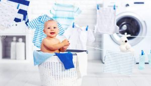 نکات مهم درباره شستن لباس بچه ها